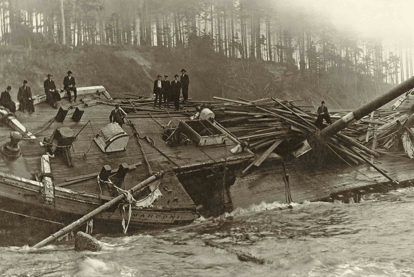 CMD088 - WRECK OF THE SCHOONER