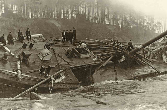 CMD086 - WRECK OF THE SCHOONER